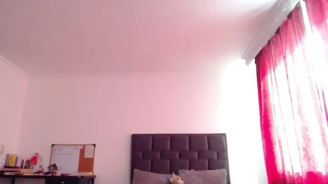 Snapshot of VALERY_MEER chatting on May 7, 2026, 1:16 pm VALERY MEER online show from May 7, 2026, 1:16 pm
