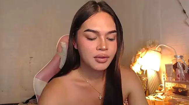 Snapshot of Ashely_Lewis chatting on January 17, 2025, 3:00 pm Ashely Lewis online show from January 17, 2025, 3:00 pm