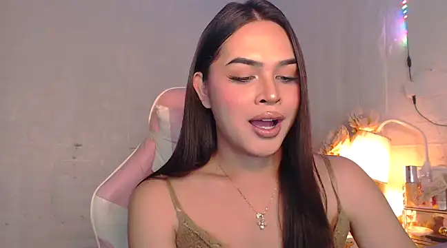 Snapshot of Ashely_Lewis chatting on February 5, 2025, 1:44 pm Ashely Lewis online show from February 5, 2025, 1:44 pm