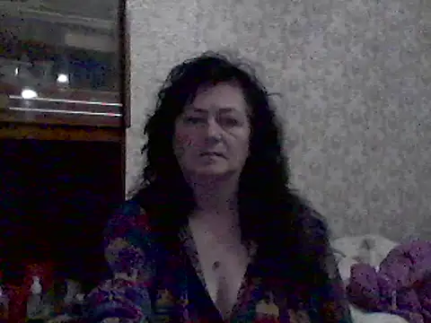 GypsiQueen2 online show from March 15, 2025, 6:10 pm