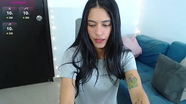 Snapshot of imSophia chatting on September 14, 2025, 9:03 pm imSophia online show from September 14, 2025, 9:03 pm