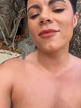 LukeLouHarvey online show from February 18, 2025, 1:43 am