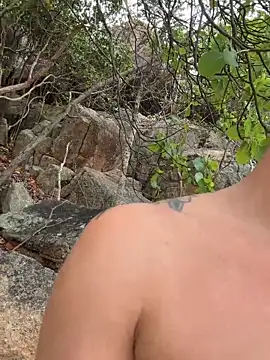 LukeLouHarvey online show from September 27, 2025, 3:33 am