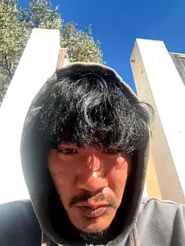 juniiorre online show from October 22, 2025, 9:09 am