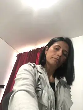 Snapshot of sharoon_cheerry chatting on February 19, 2025, 3:27 pm sharoon cheerry online show from February 19, 2025, 3:27 pm