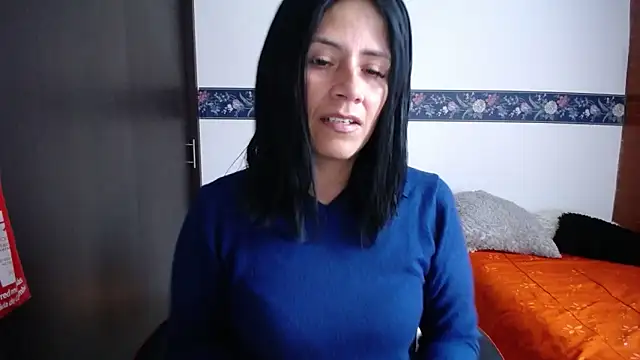 Snapshot of sharoon_cheerry chatting on October 7, 2025, 11:51 am sharoon cheerry online show from October 7, 2025, 11:51 am
