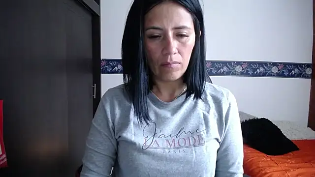 Snapshot of sharoon_cheerry chatting on October 10, 2025, 11:53 am sharoon cheerry online show from October 10, 2025, 11:53 am