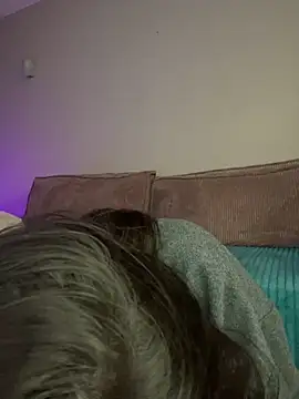 Snapshot of hades4ness chatting on March 4, 2025, 8:13 am hades4ness online show from March 4, 2025, 8:13 am