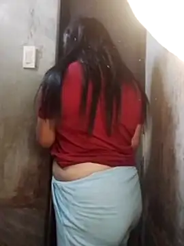 Honeybun25 online show from March 12, 2026, 12:39 am