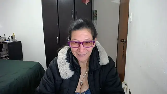 latin49 online show from February 25, 2026, 4:44 am