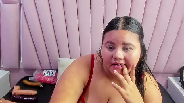 Snapshot of ValenTitis chatting on December 15, 2024, 6:07 am ValenTitis online show from December 15, 2024, 6:07 am