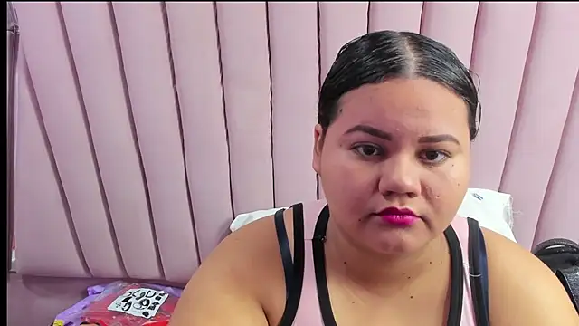 Snapshot of ValenTitis chatting on March 8, 2025, 8:03 pm ValenTitis online show from March 8, 2025, 8:03 pm