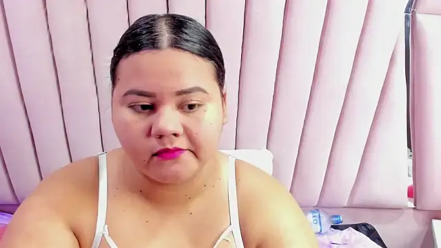 Snapshot of ValenTitis chatting on March 19, 2025, 10:53 pm ValenTitis online show from March 19, 2025, 10:53 pm