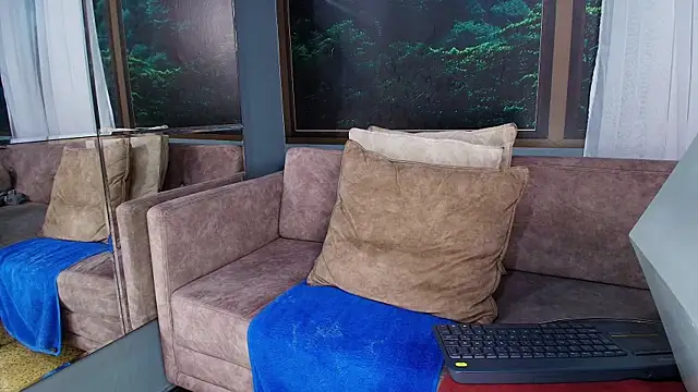 Snapshot of JONAS_SMITH_ chatting on February 26, 2025, 8:44 pm JONAS SMITH  online show from February 26, 2025, 8:44 pm