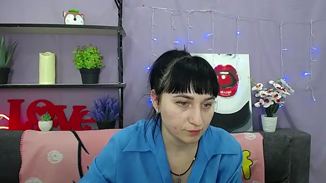 NinaFlawlees online show from March 12, 2025, 12:10 am