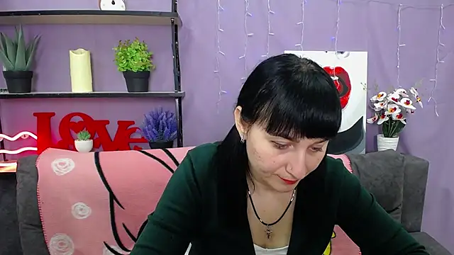 NinaFlawlees online show from March 13, 2025, 7:06 pm