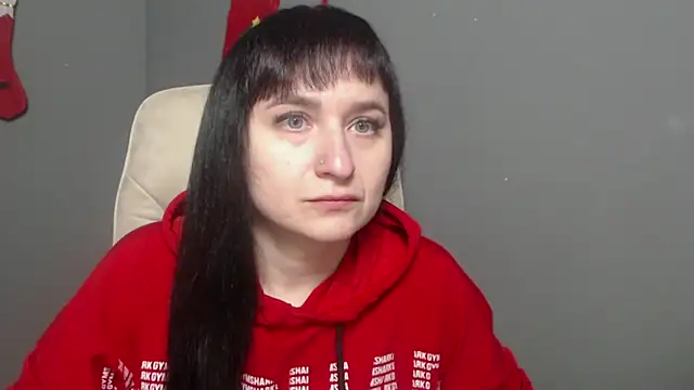 NinaFlawlees online show from January 6, 2026, 1:04 pm