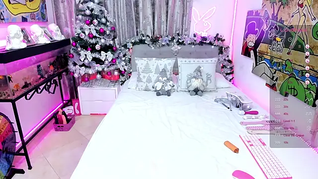 tattooBabyxxx online show from December 14, 2024, 7:25 pm