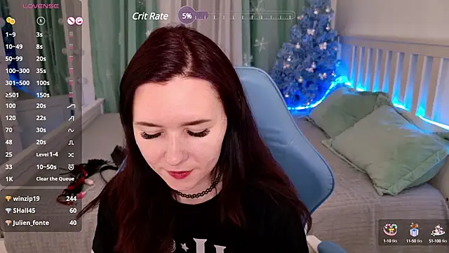 Snapshot of LissMoon chatting on January 2, 2025, 4:02 pm LissMoon online show from January 2, 2025, 4:02 pm