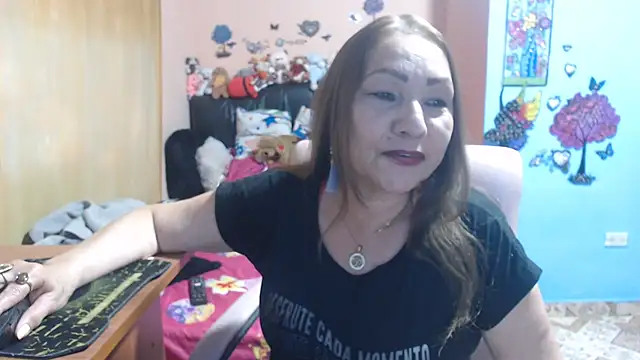 milfeddy  online show from May 14, 2026, 9:32 pm