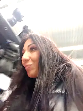 LeticiaWoods online show from December 22, 2024, 11:00 am