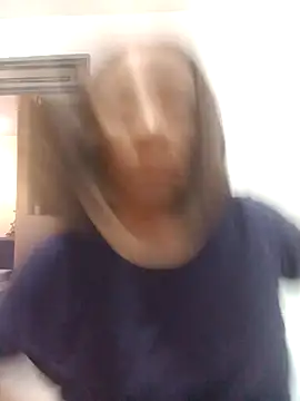 RoosePaarker online show from December 5, 2025, 1:14 am