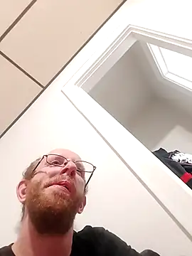 TaylorBlaze online show from November 5, 2025, 1:49 am