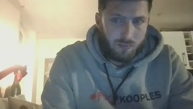 lololaland online show from November 19, 2025, 8:42 pm