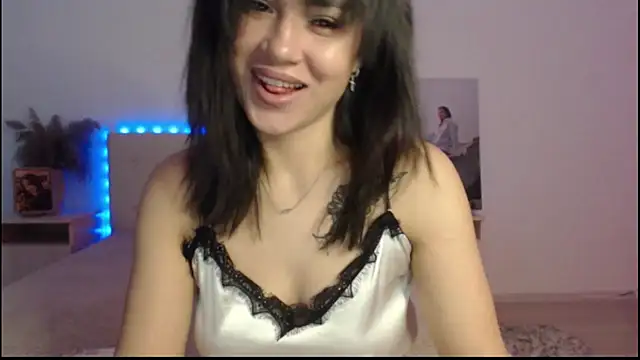 RoxannePure online show from October 16, 2025, 3:29 am