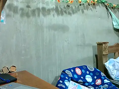 2ocmaxi online show from November 19, 2025, 7:03 pm