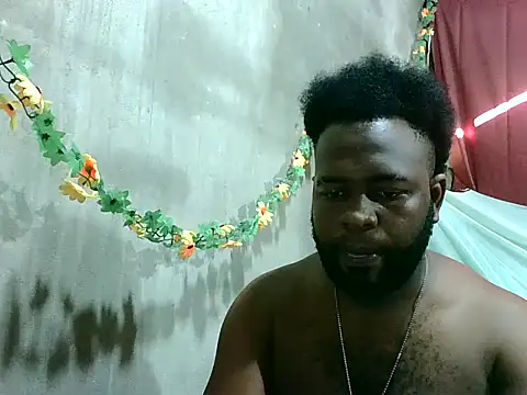 2ocmaxi online show from April 16, 2026, 9:39 pm