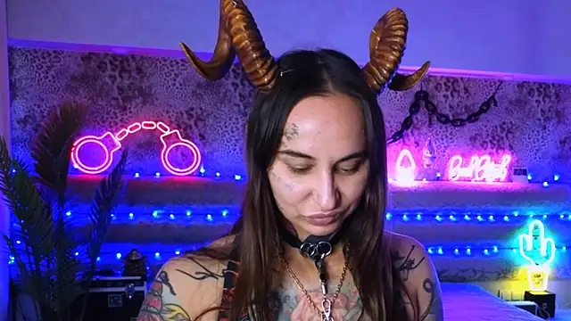 Cool Freak  online show from September 27, 2025, 10:20 am