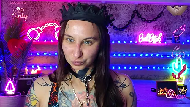 Cool Freak  online show from March 6, 2026, 10:34 am