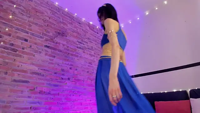  Jessy Moon  online show from January 15, 2025, 11:40 pm