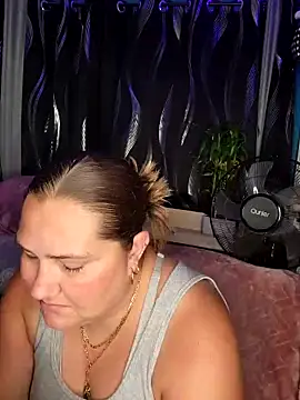 SexyNikki6969 online show from April 1, 2026, 10:05 am