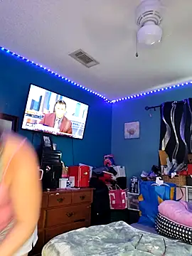 SexyNikki6969 online show from April 9, 2026, 1:27 pm