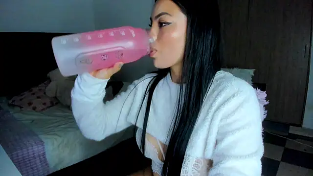 Snapshot of Daddysweeeetbody chatting on December 24, 2024, 3:16 am Daddysweeeetbody online show from December 24, 2024, 3:16 am