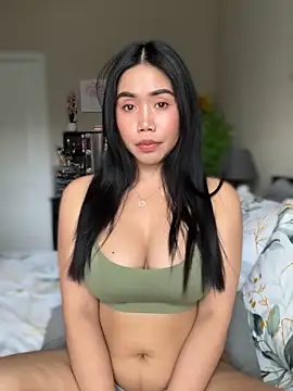 Snapshot of JazzieXo chatting on December 12, 2024, 9:26 pm JazzieXo online show from December 12, 2024, 9:26 pm