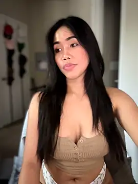 Snapshot of JazzieXo chatting on October 16, 2025, 9:27 pm JazzieXo online show from October 16, 2025, 9:27 pm