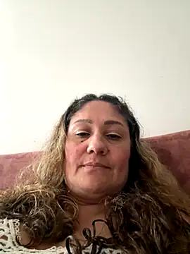 gabiTetas online show from November 11, 2025, 8:42 pm