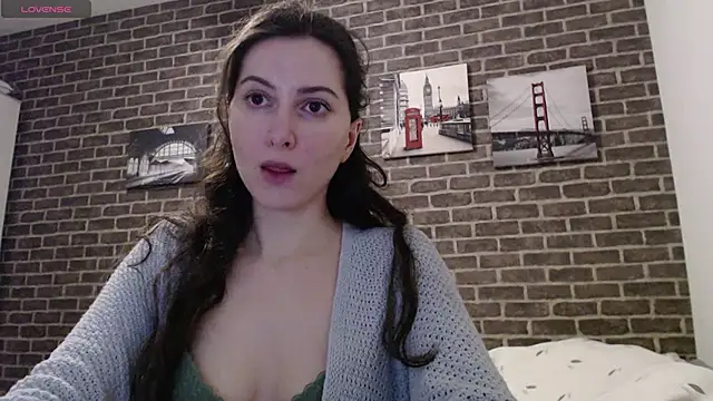  Hot Lady  online show from January 26, 2025, 9:40 pm