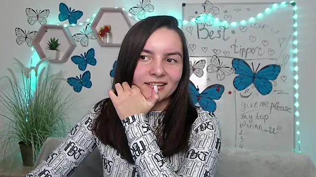 Snapshot of JasmineAsha chatting on March 14, 2025, 4:30 pm JasmineAsha online show from March 14, 2025, 4:30 pm