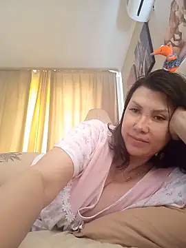 Snapshot of ROXOLANAA_SEXY chatting on May 16, 2026, 8:22 am ROXOLANAA SEXY online show from May 16, 2026, 8:22 am