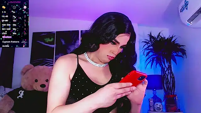 Sophiesweet5 online show from November 11, 2025, 2:17 pm