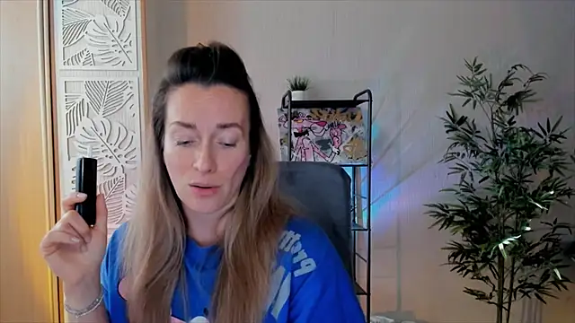 RebeccaMartinez online show from February 2, 2026, 6:23 am