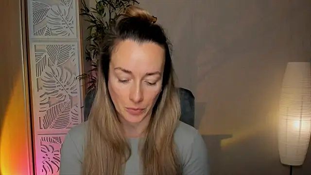 RebeccaMartinez online show from February 25, 2026, 7:07 am