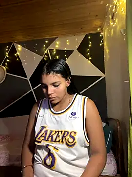 emilyharber online show from September 16, 2025, 7:04 pm