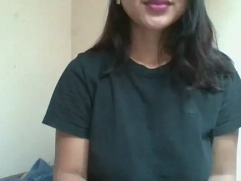 Snapshot of _smiling4u_ chatting on June 6, 2026, 6:07 am smiling4u online show from June 6, 2026, 6:07 am