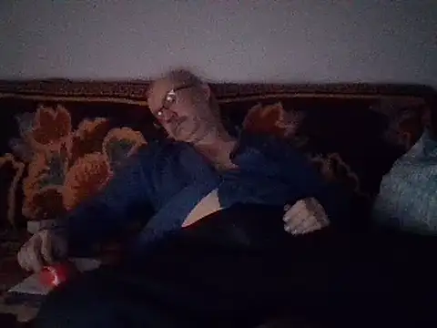 cumloverboyxx69 online show from February 4, 2025, 4:29 pm