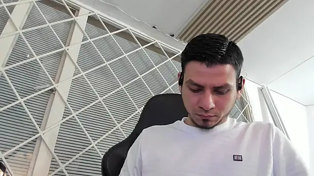 Rick Diesel  online show from October 1, 2025, 3:34 am